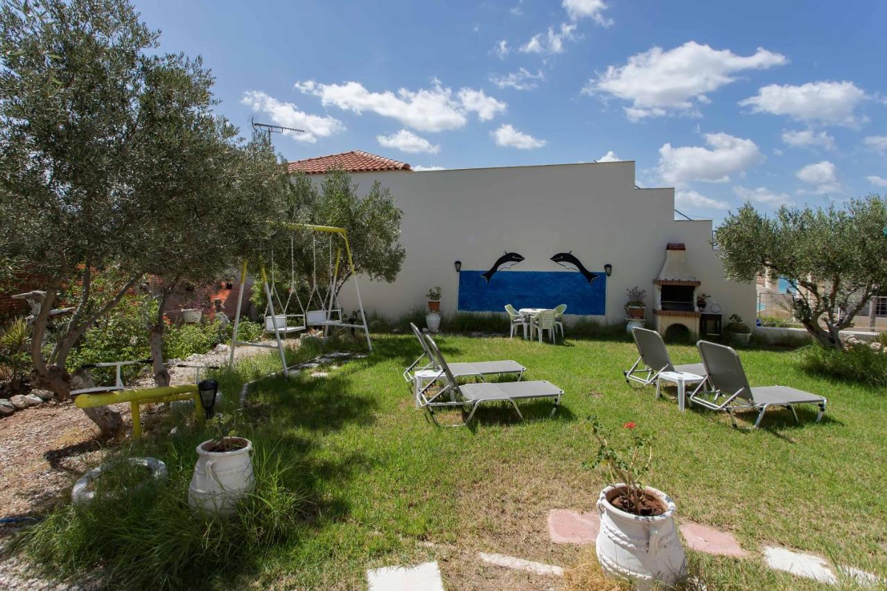 Manos Apartments Almyrida  Exterior photo